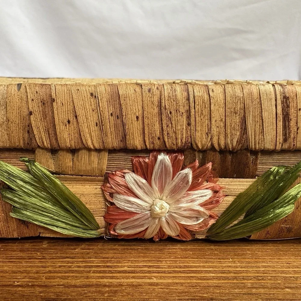 Vintage Rustic Bark Look Decorative Basket Tray Floral Trim Burlap Lined Decor
